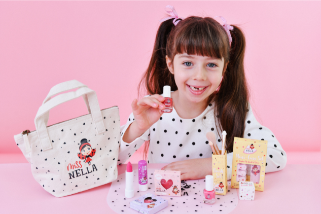 Miss Nella Nagellack: Sicher, ungiftig & kindgerecht für Kinder-Nägel