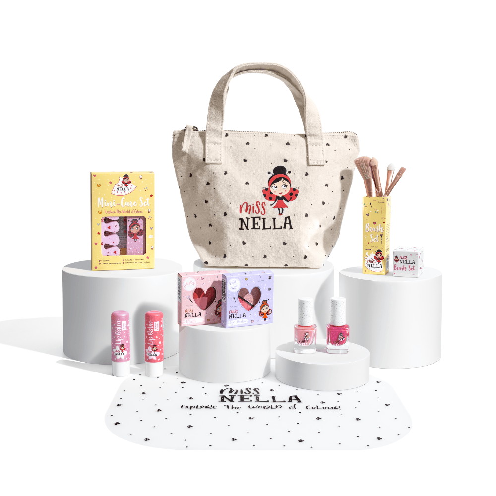 beutel voller wunder – eine sammlung von make-up-produkten für kinder
